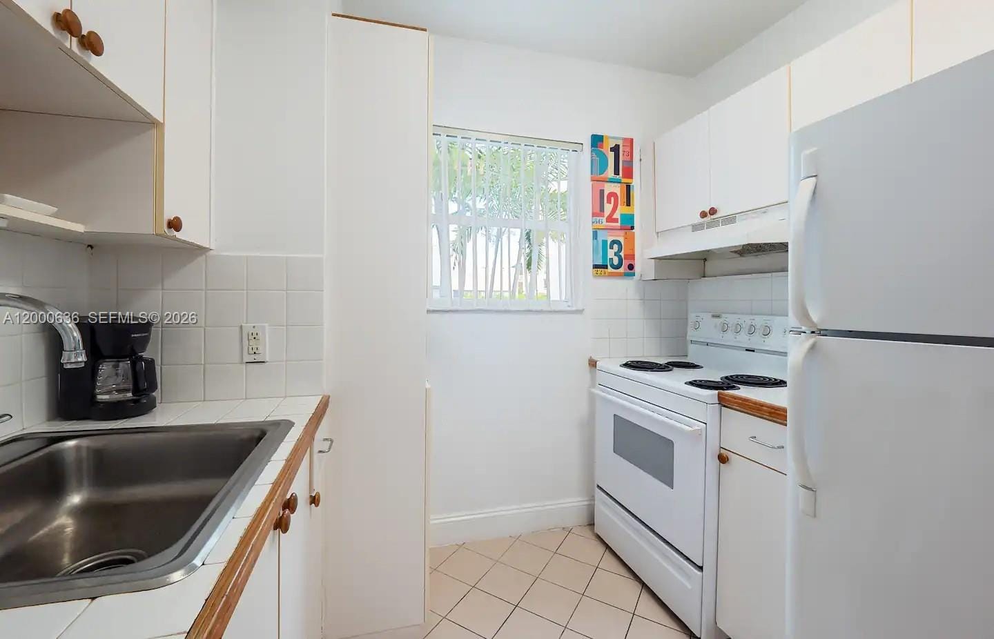 2615 Collins Avenue 37 — photo 5