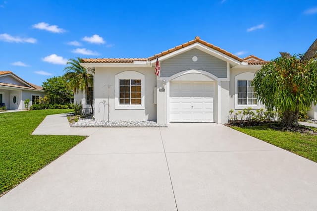 4701 SW 13th Street, sold in Olympia & York Residential Plat, Deerfield Beach, FL