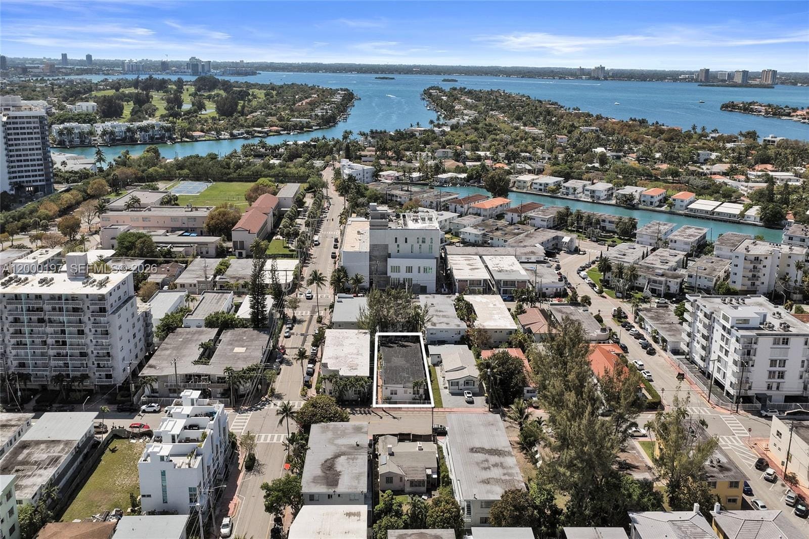 7710 Carlyle Avenue, Miami Beach, FL 33141 photo 16