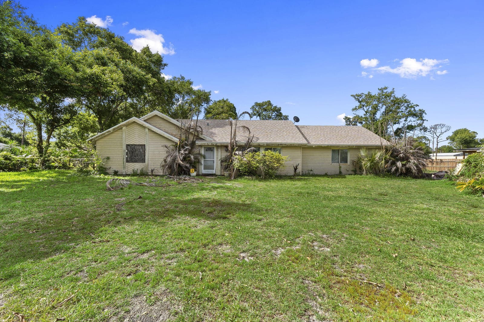 8631 Hidden Pines Road, Fort Pierce, FL 34945 photo 4