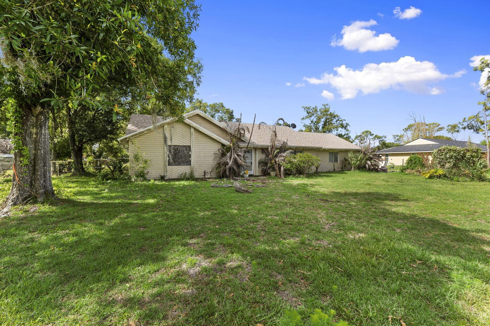 8631 Hidden Pines Road, Fort Pierce, FL 34945 photo 5
