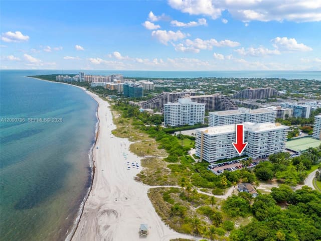 177 Ocean Lane Drive 106, sold in Key Biscayne Commodore Cl, Key Biscayne, FL