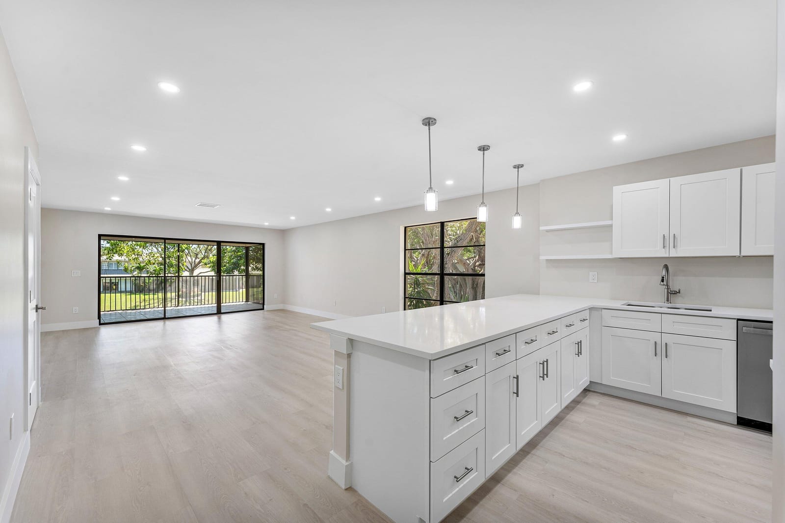 1 Westgate Lane 1d, Boynton Beach, FL 33436