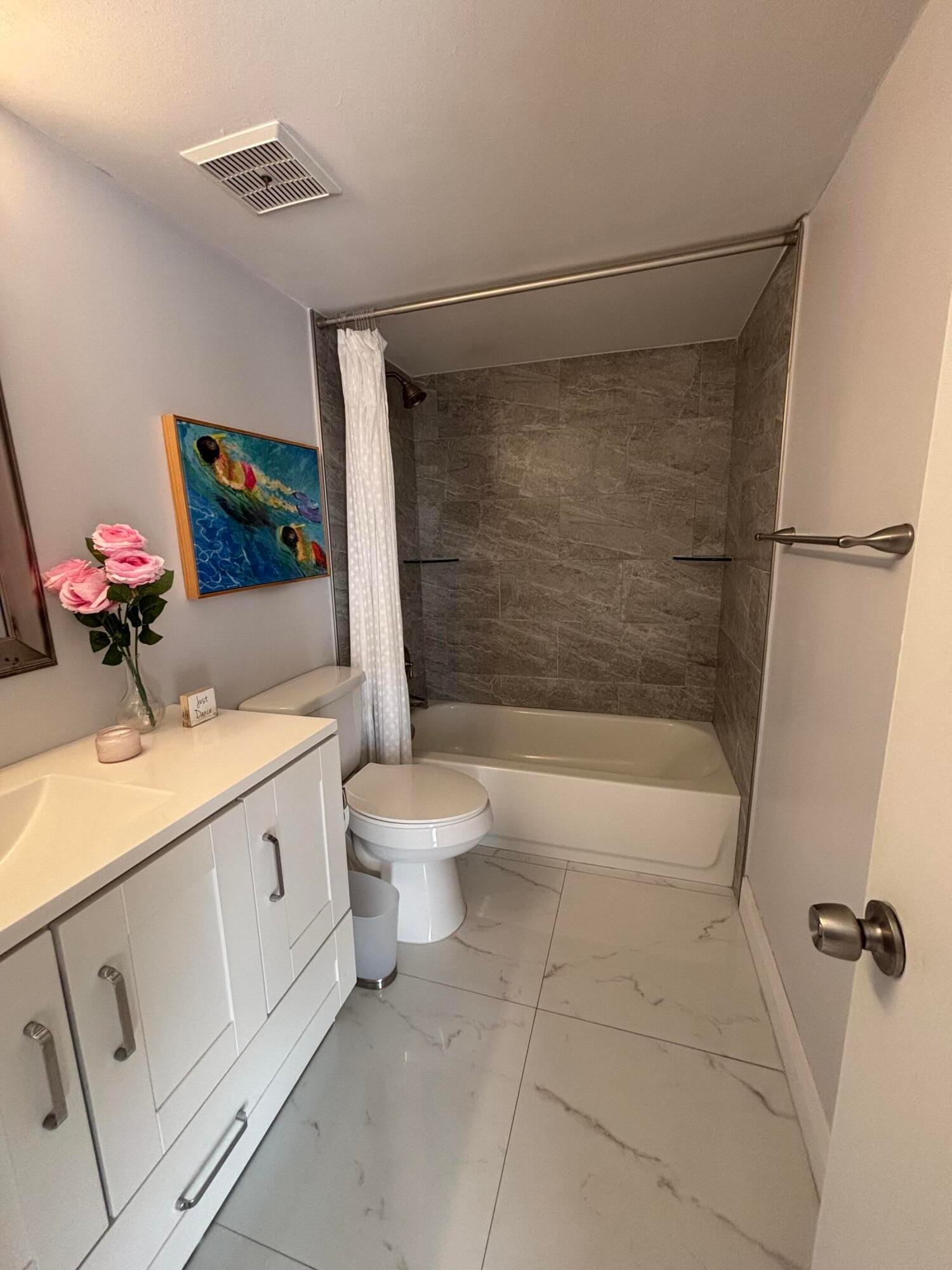 510 Prosperity Farms Road 8b — photo 11