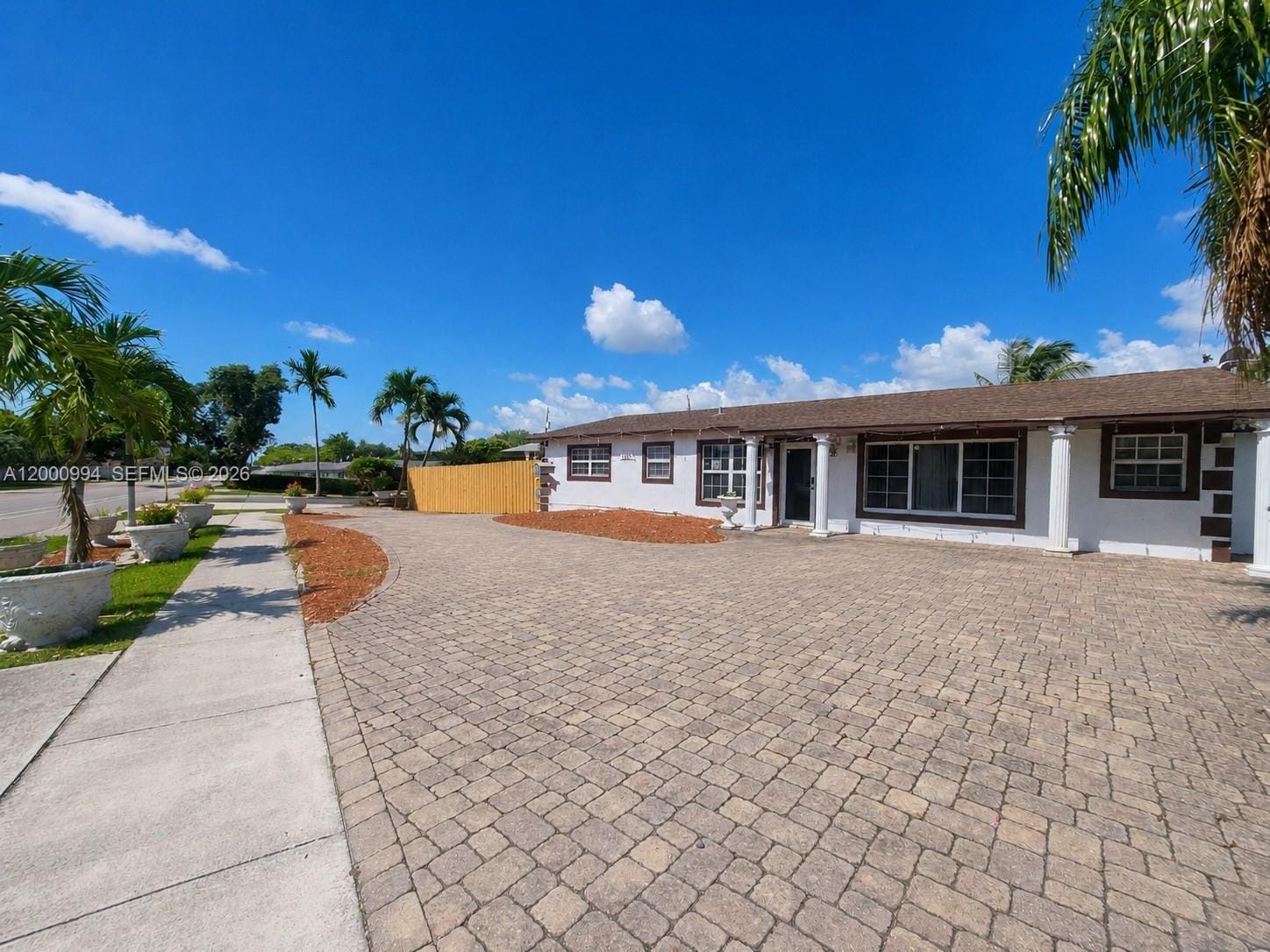 120 S 56th Avenue, Hollywood, FL 33023 photo 2