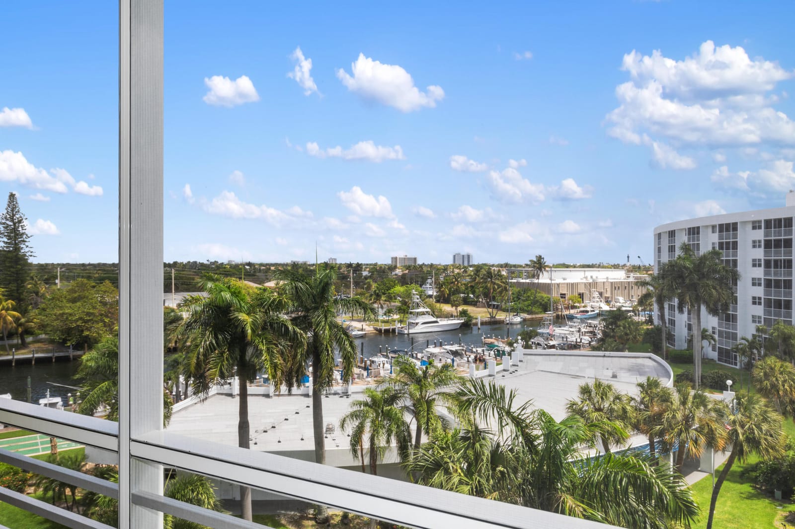 2731 NE 14th Street Causeway NE Apt 612, Pompano Beach, FL 33062 photo 17