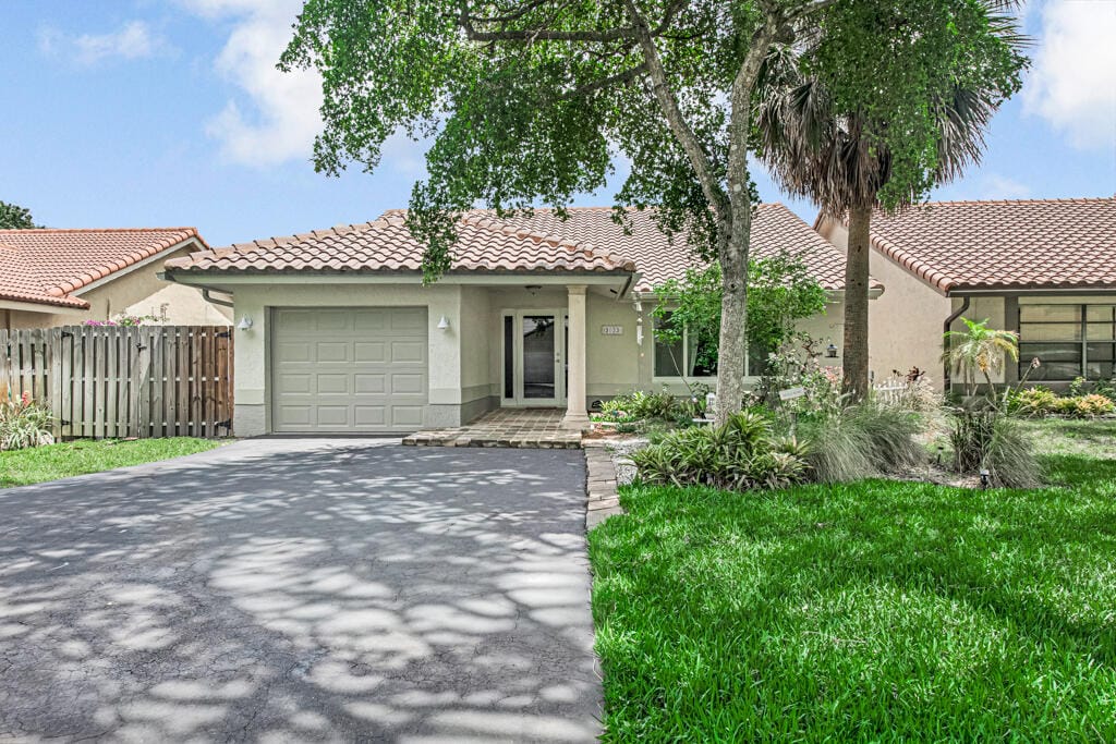 3033 NW 95th Avenue, Coral Springs, FL 33065 photo 1