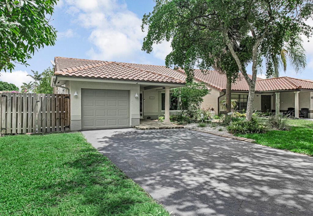3033 NW 95th Avenue, Coral Springs, FL 33065 photo 3