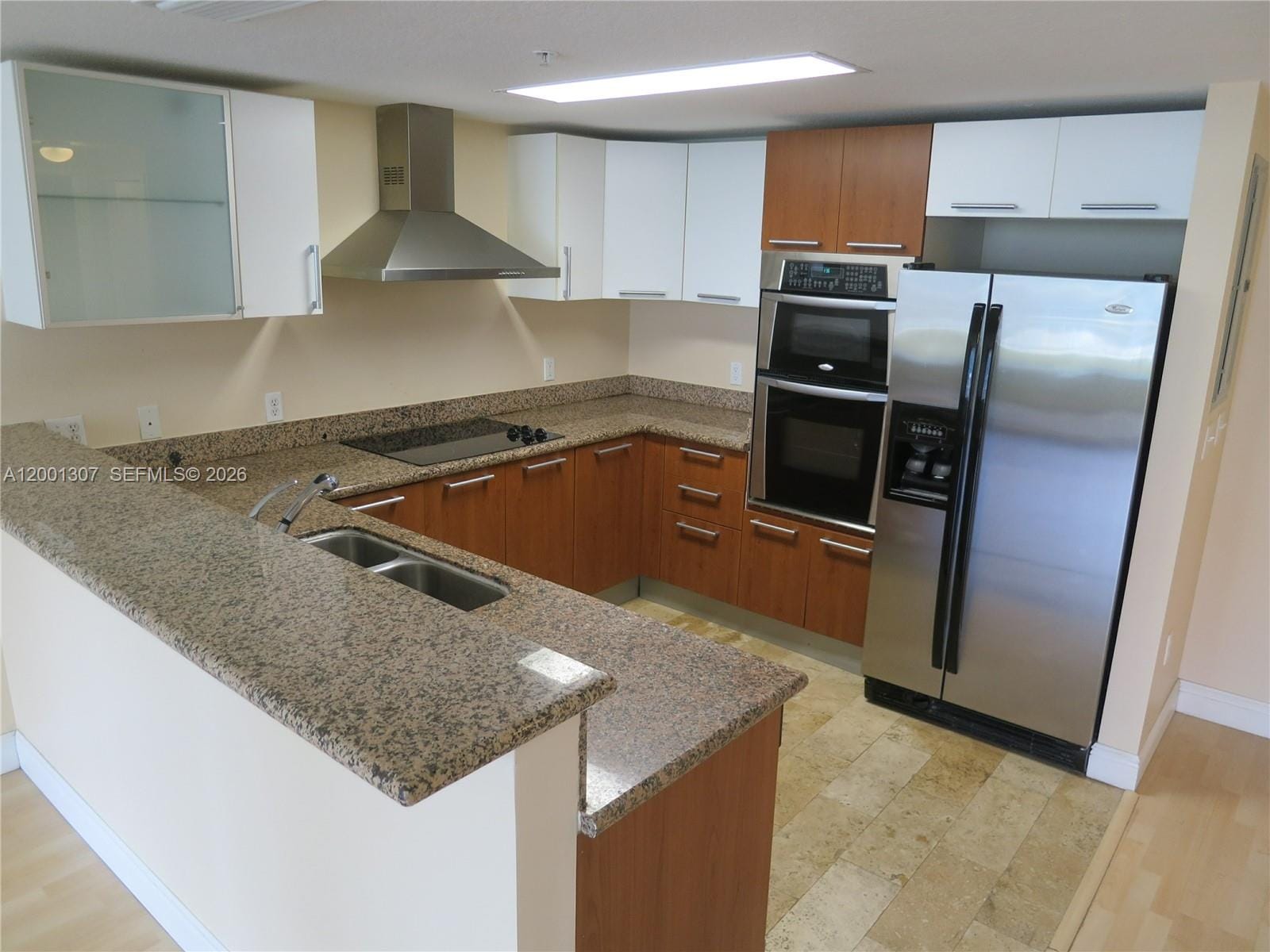 170 SE 14 Street 1507, Miami, FL 33131 photo 2