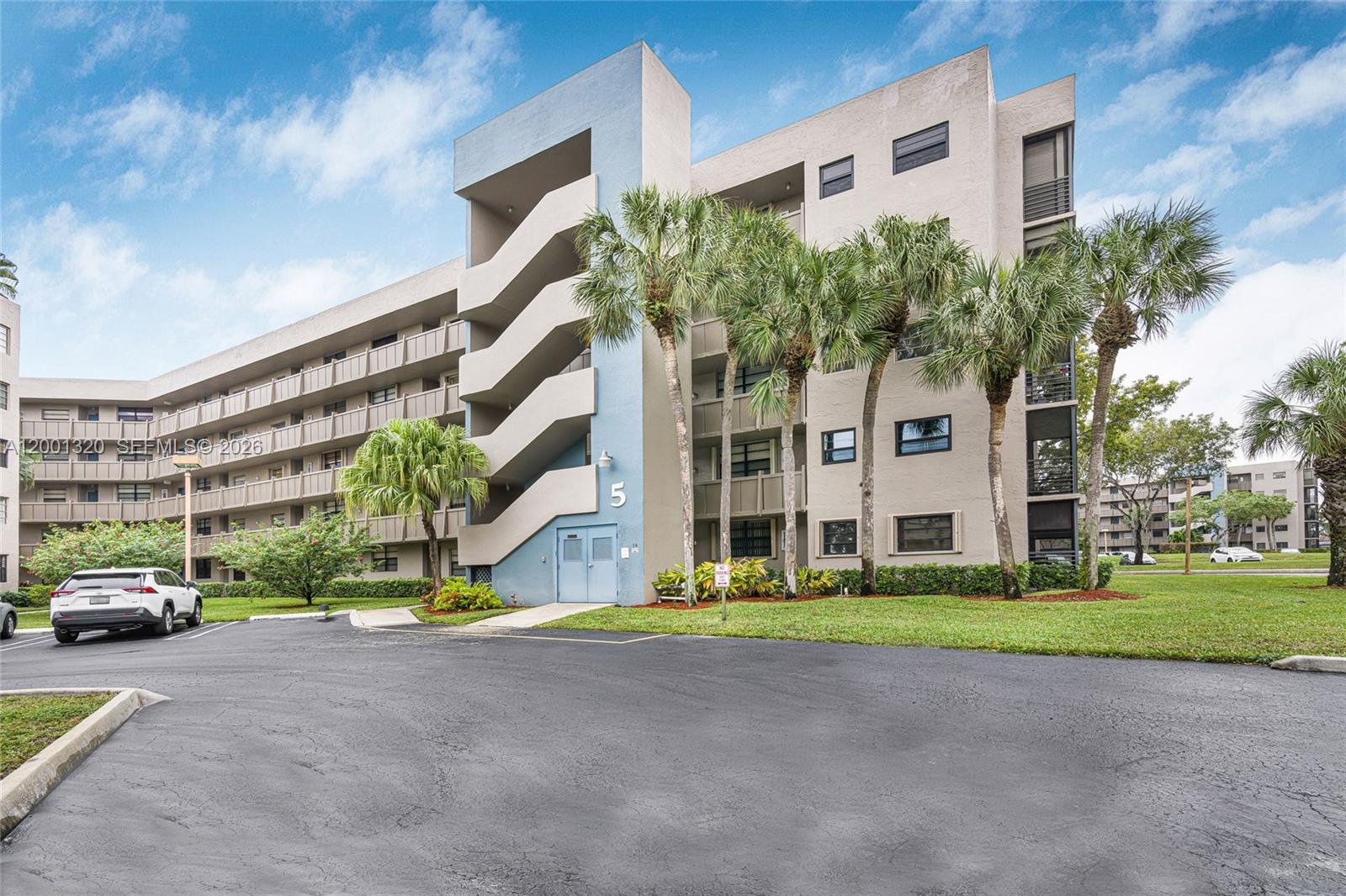 1001 Colony Point Circle 503, Pembroke Pines, FL 33026, Pembroke Pines