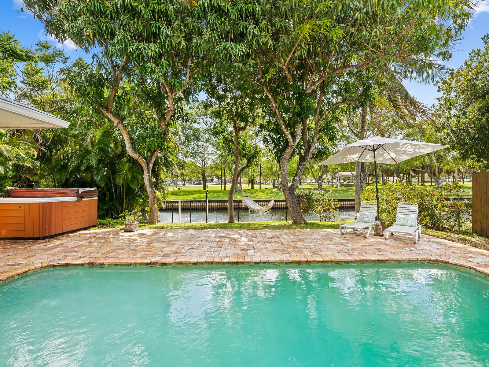 1320 SW 55th Avenue, Plantation, FL 33317 photo 3
