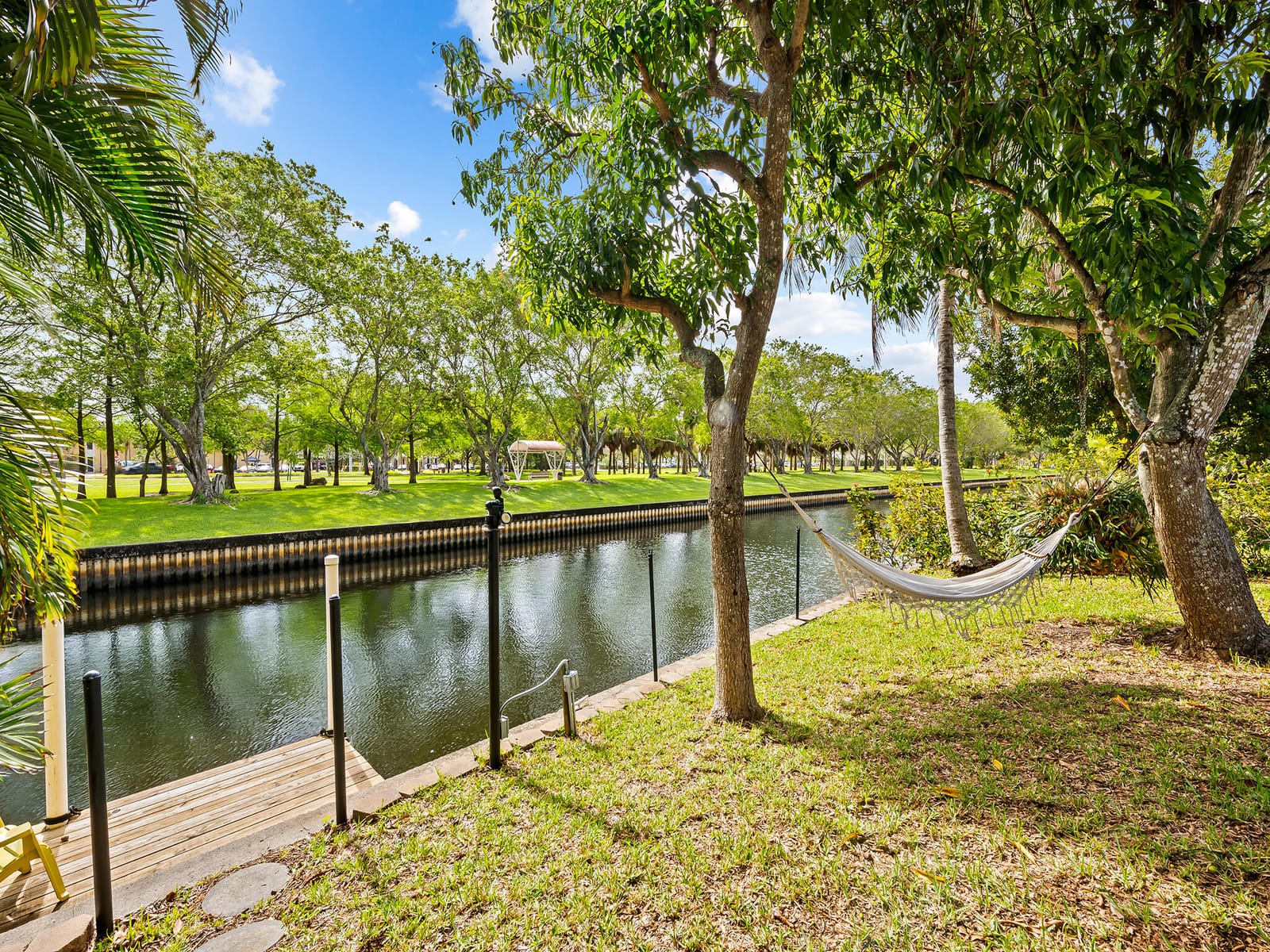 1320 SW 55th Avenue, Plantation, FL 33317 photo 4