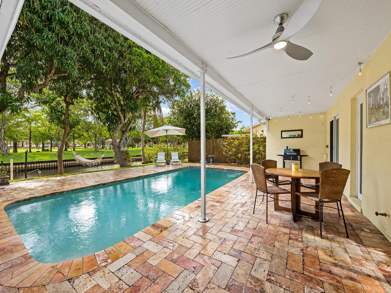 1320 SW 55th Avenue, Plantation, FL 33317 photo 6