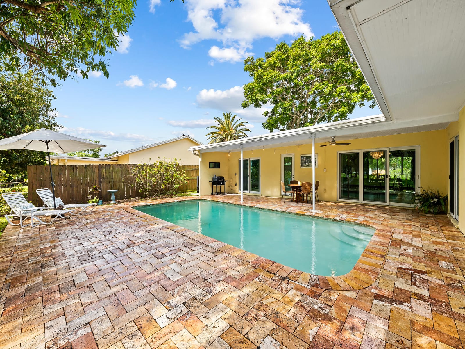 1320 SW 55th Avenue, Plantation, FL 33317 photo 8