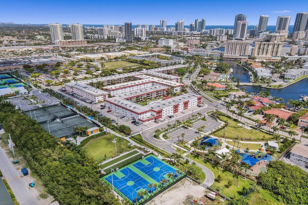 580 Egret Drive 212, Hallandale Beach, FL 33009, Hallandale Beach