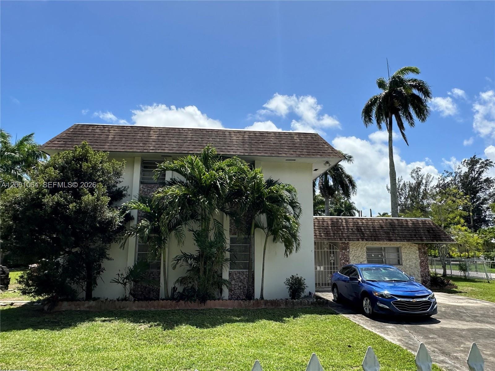 200 NE 158th Street, Miami, FL 33162