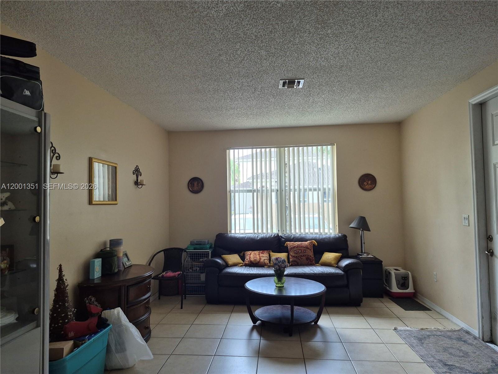 921 NE 42nd Place — photo 6