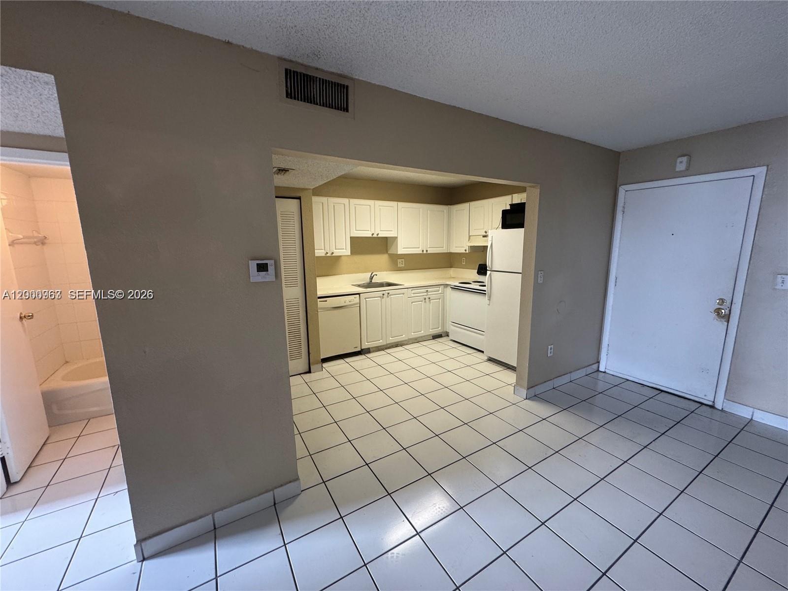 5100 SW 41st Street PH1, Pembroke Park, FL 33023, Pembroke Park