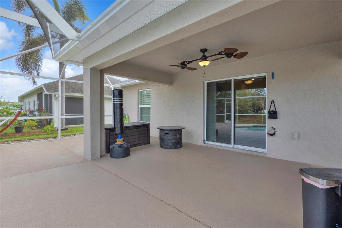 249 SE Whitmore Drive — photo 7