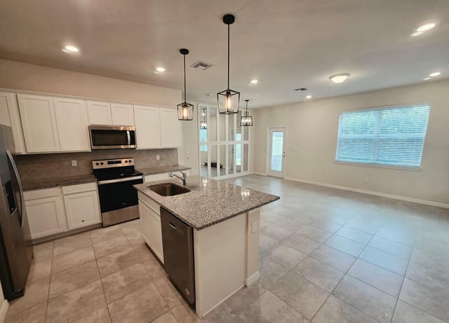 3213 Watercress Drive, Lauderdale Lakes, FL 33311