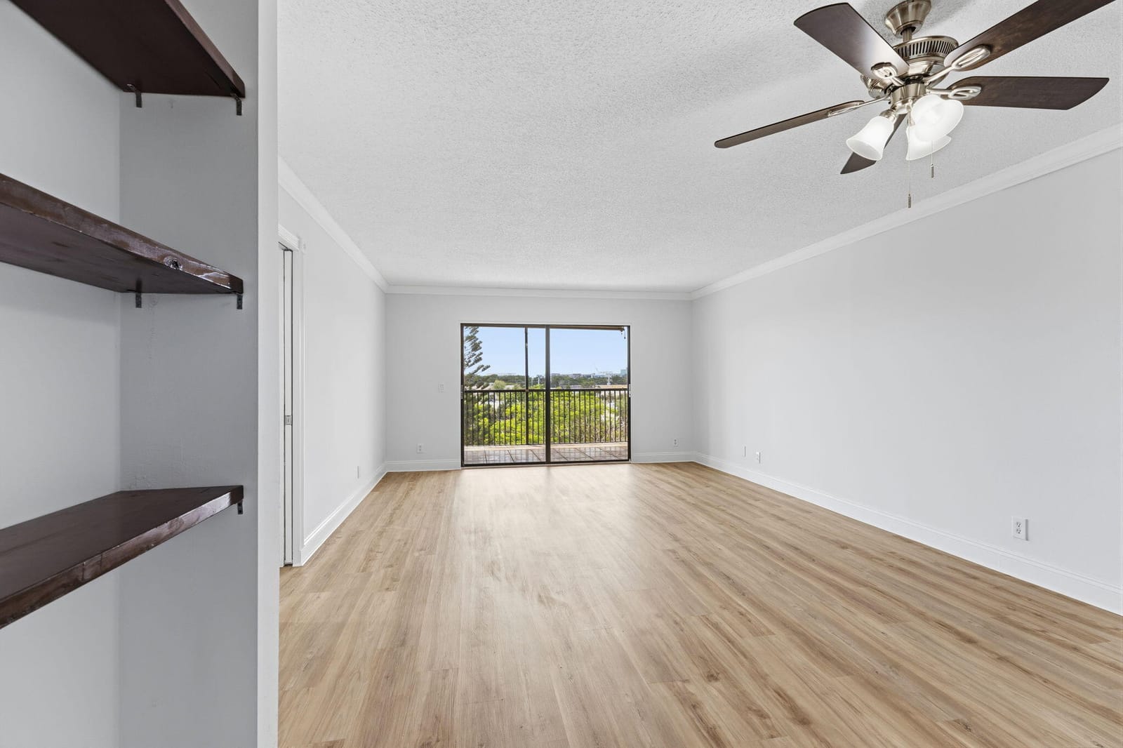 2202 S Cypress Bend Drive 503, Pompano Beach, FL 33069 photo 5