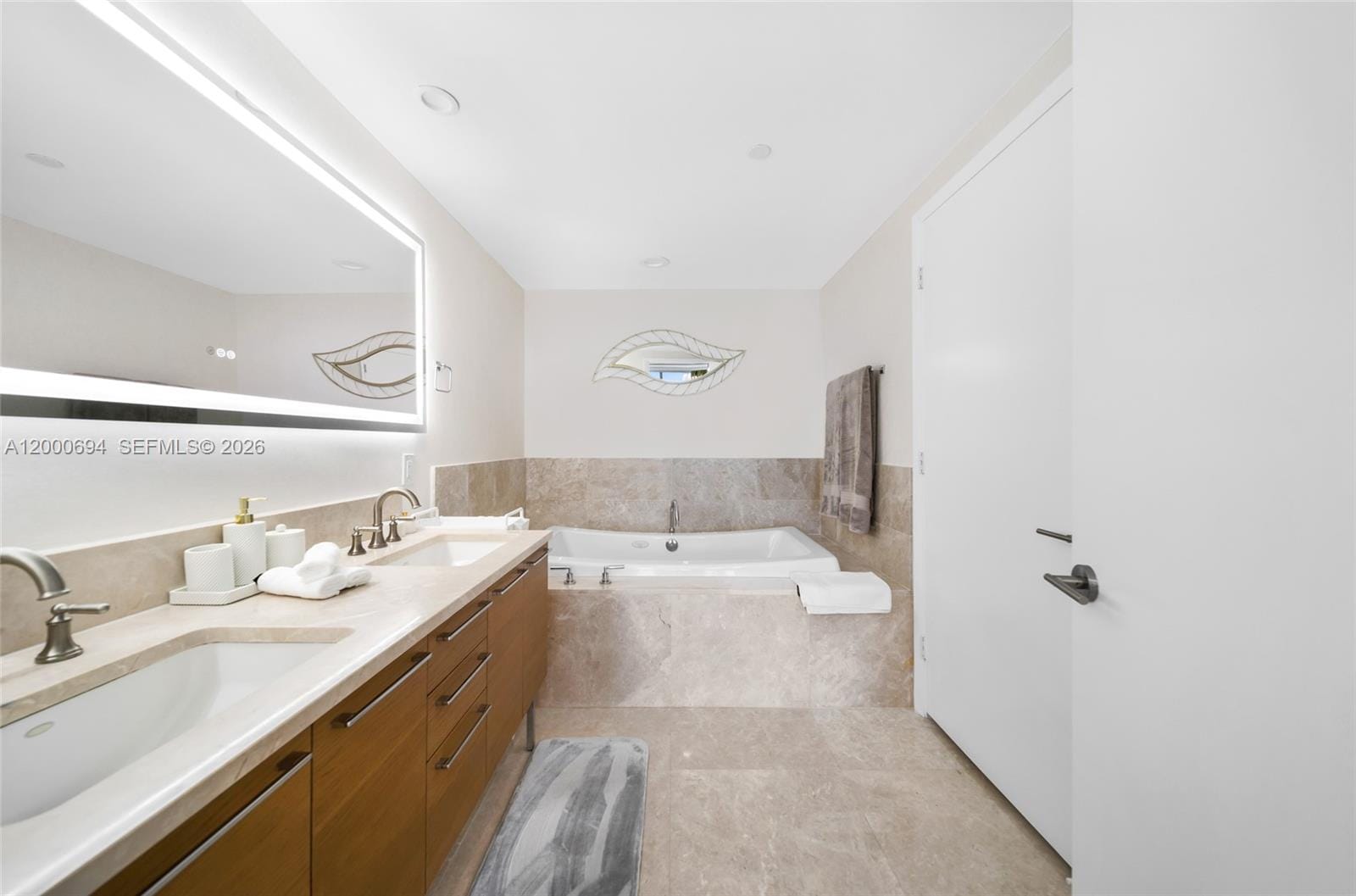 17001 Collins Avenue 1807, Sunny Isles Beach, FL 33160 photo 16