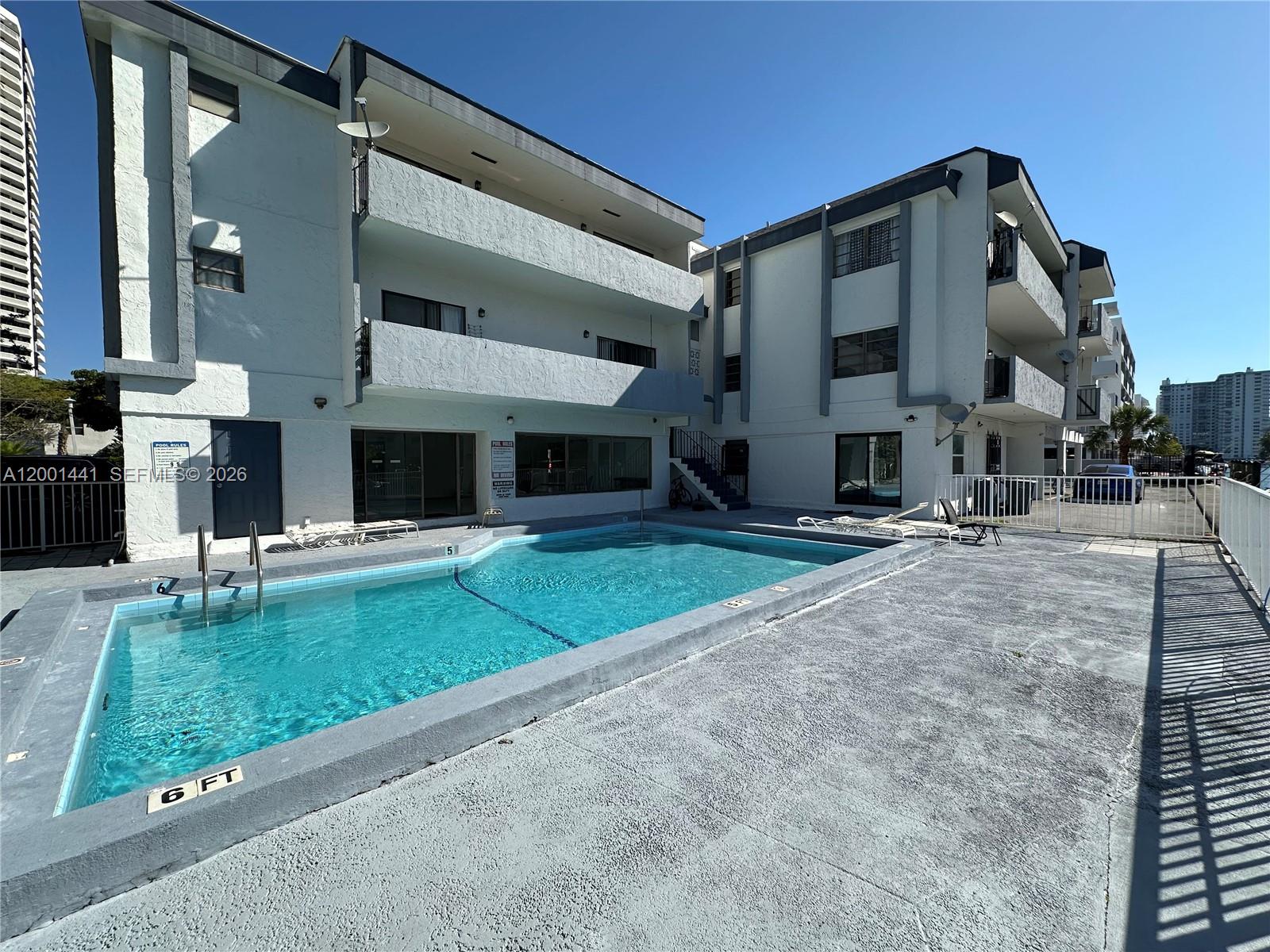 3582 NE 171st Street 301, North Miami Beach, FL 33160, North Miami Beach