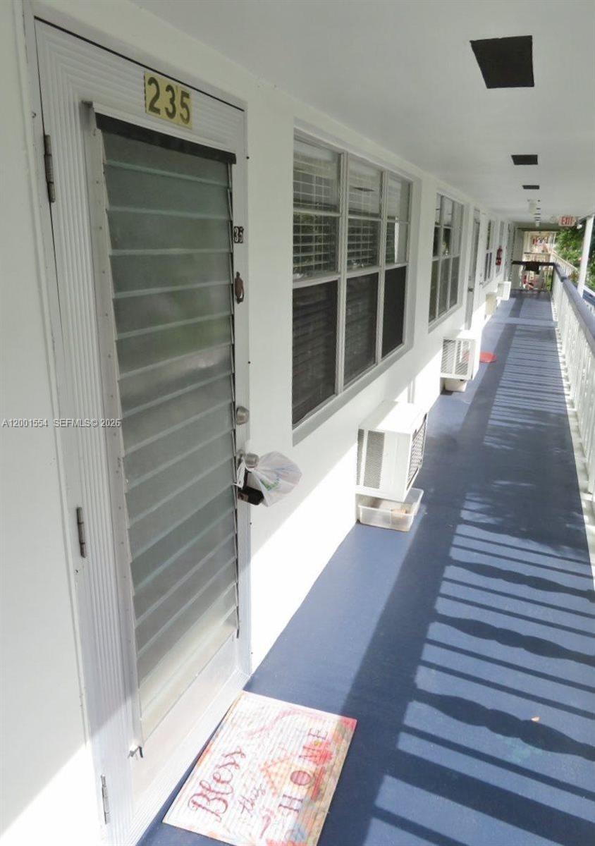 235 Northampton L 235 235, West Palm Beach, FL 33417, West Palm Beach