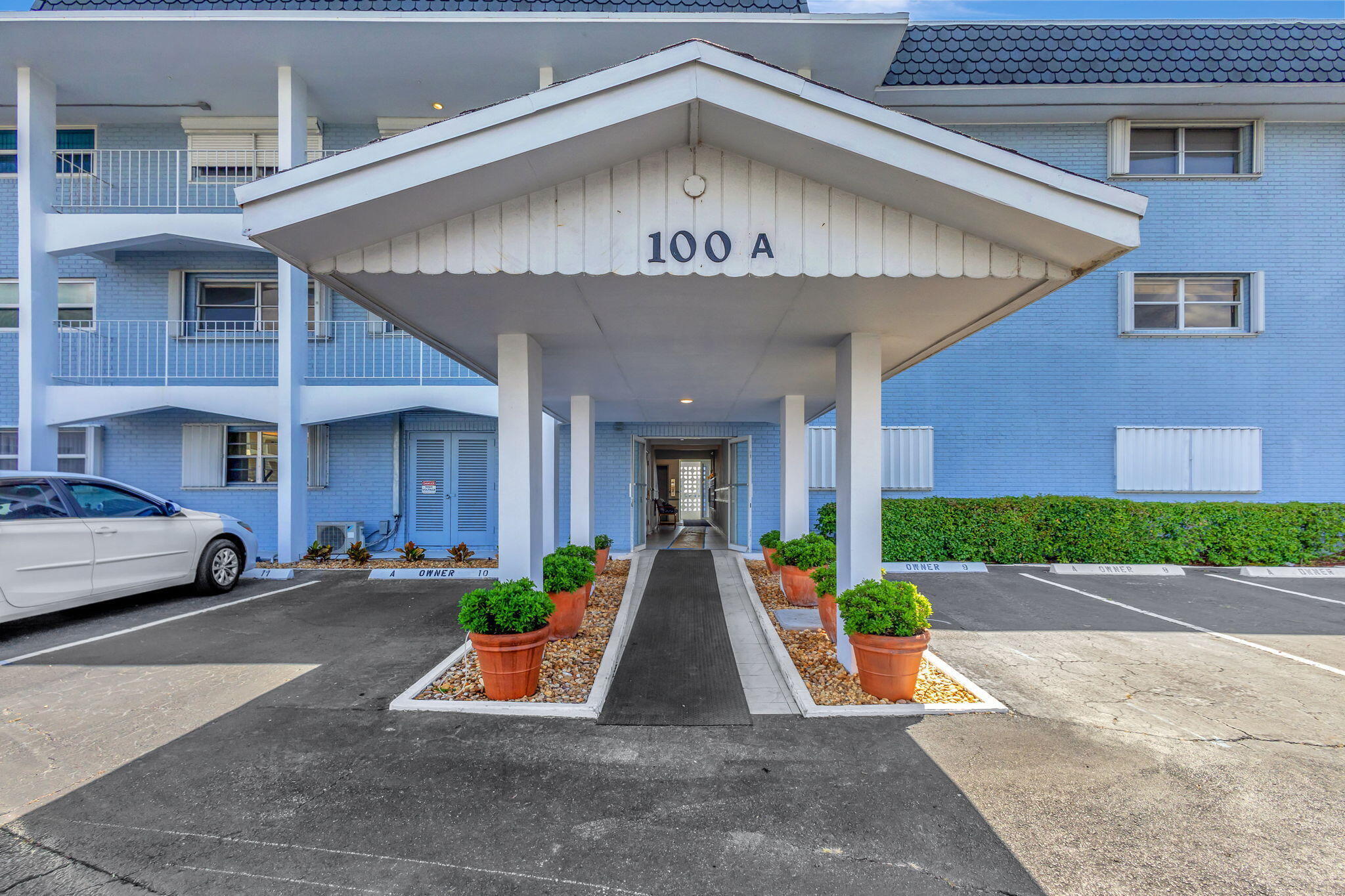 100 Shore Court 304, North Palm Beach, FL 33408, North Palm Beach