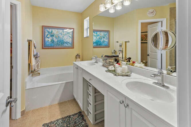 7401 Sarentino Lane 211 — photo 12