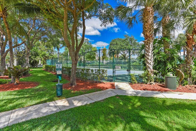 7401 Sarentino Lane 211, Boynton Beach, FL 33437 photo 20