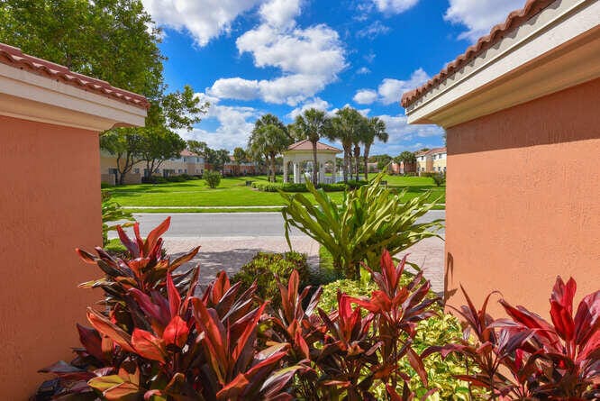 7401 Sarentino Lane 211, Boynton Beach, FL 33437 photo 29
