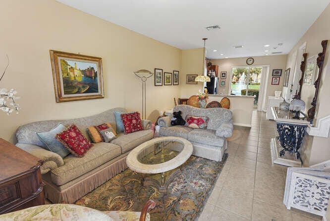 7401 Sarentino Lane 211 — photo 5