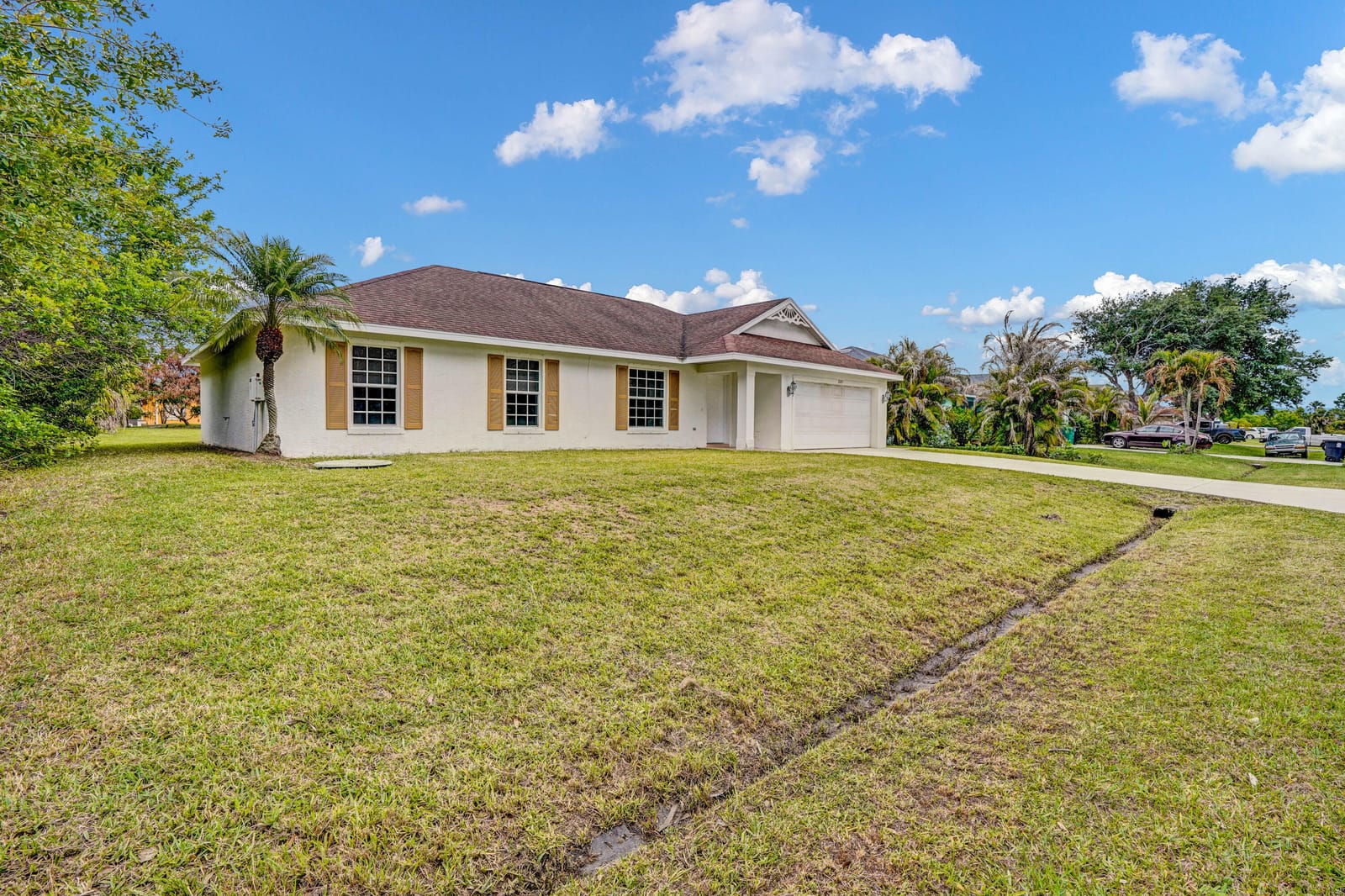 2125 SW Salvatierra Boulevard — photo 3