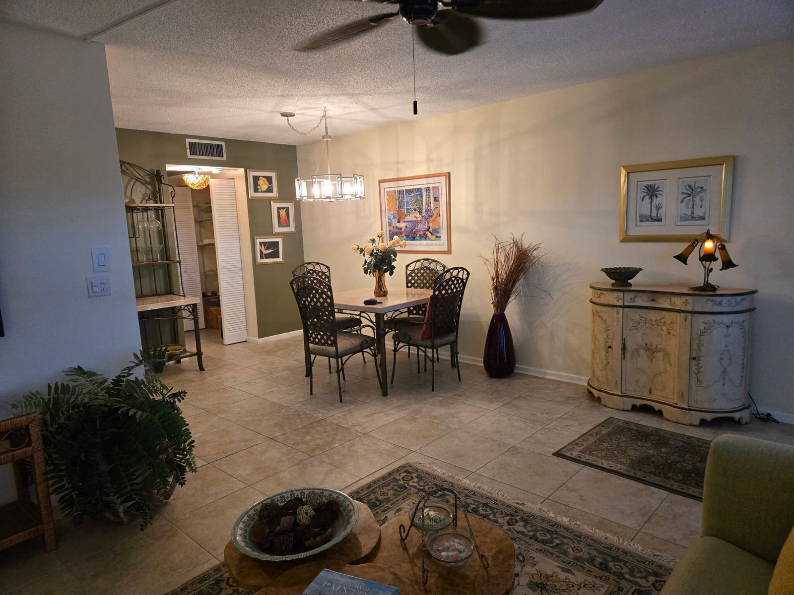 4047 N Newport N 4047 — photo 3