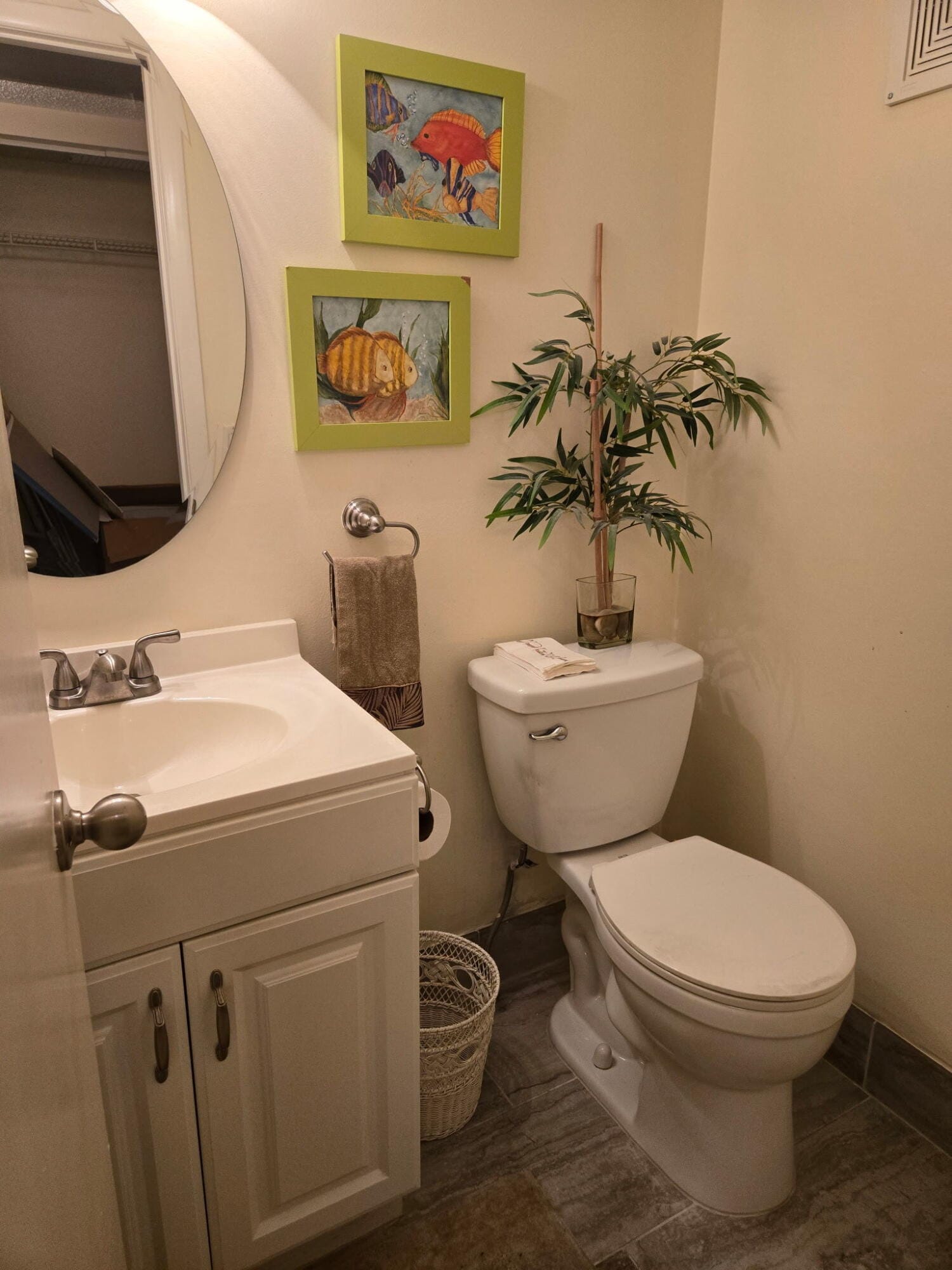 4047 N Newport N 4047 — photo 6