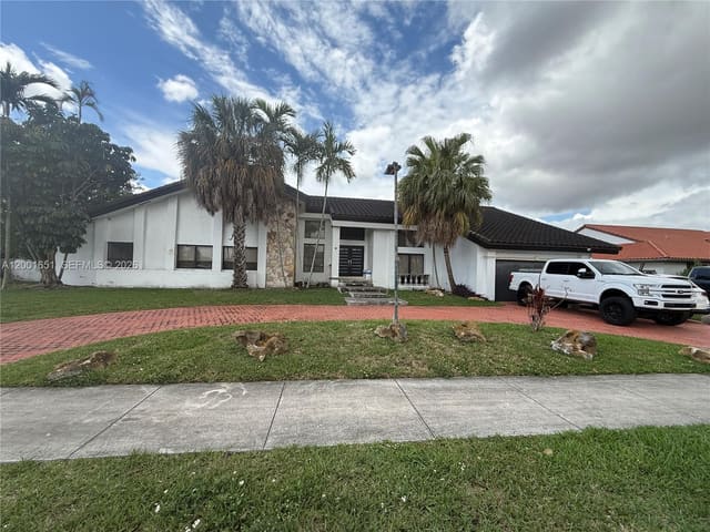 3040 SW 111th Avenue, sold in Beautiful Place, Miami, FL