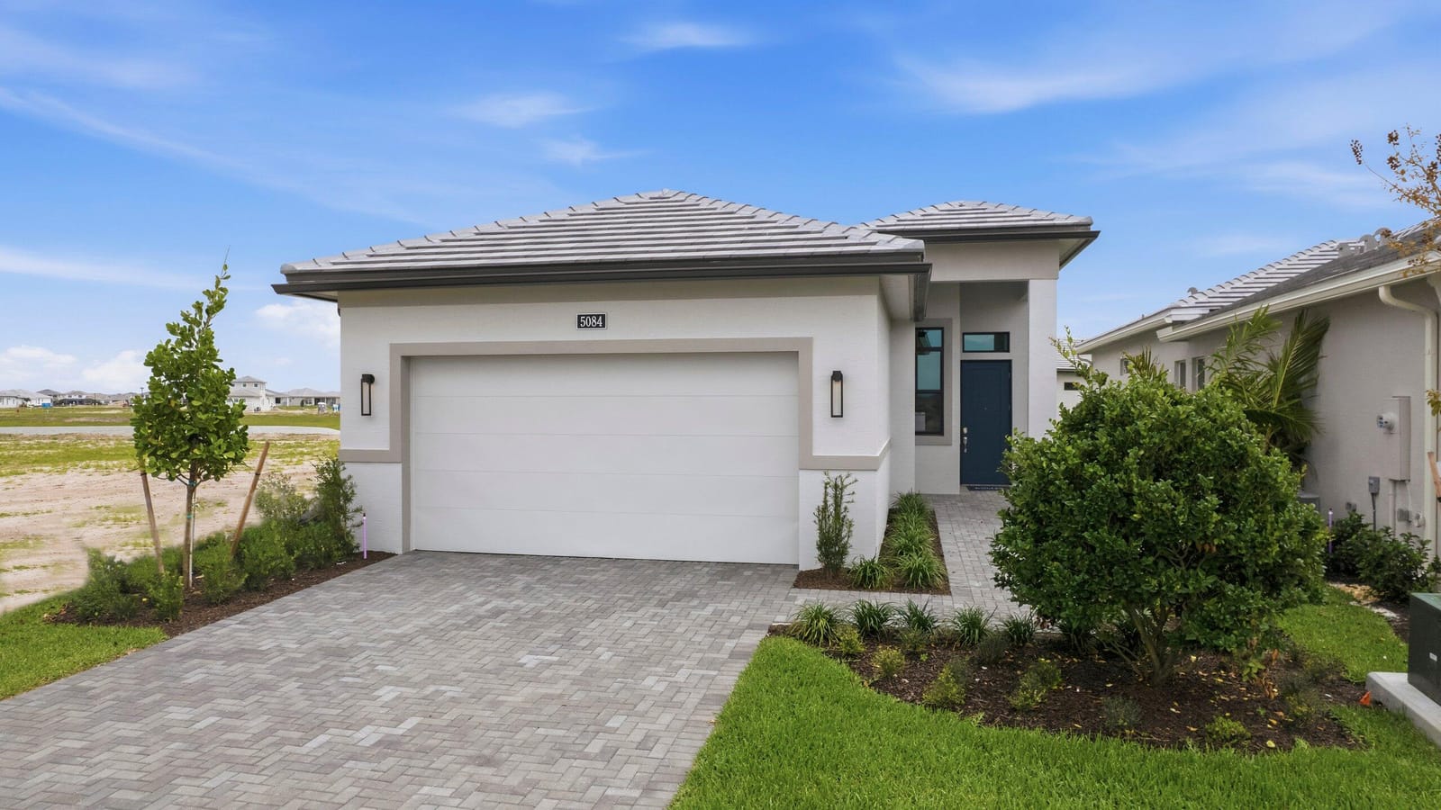 5084 Lido Key Lane — photo 2