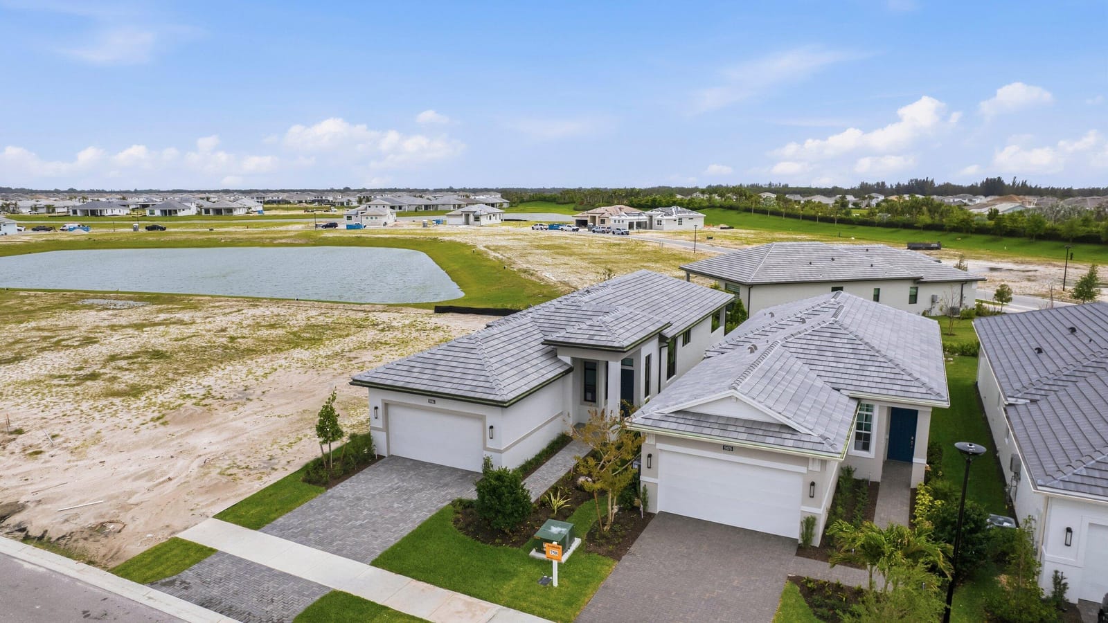 5084 Lido Key Lane — photo 3