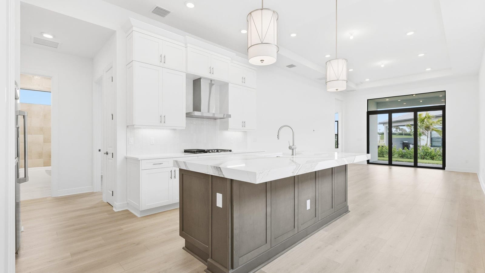 5084 Lido Key Lane — photo 5