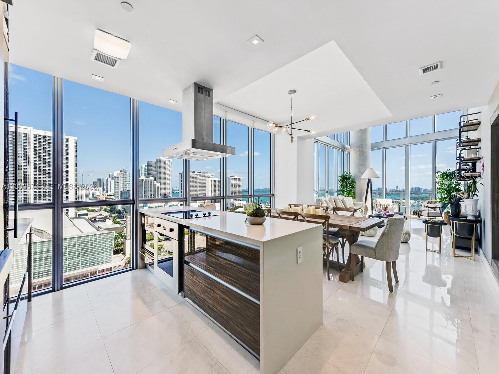 1100 Biscayne Boulevard 2105, Miami, FL 33132 photo 2