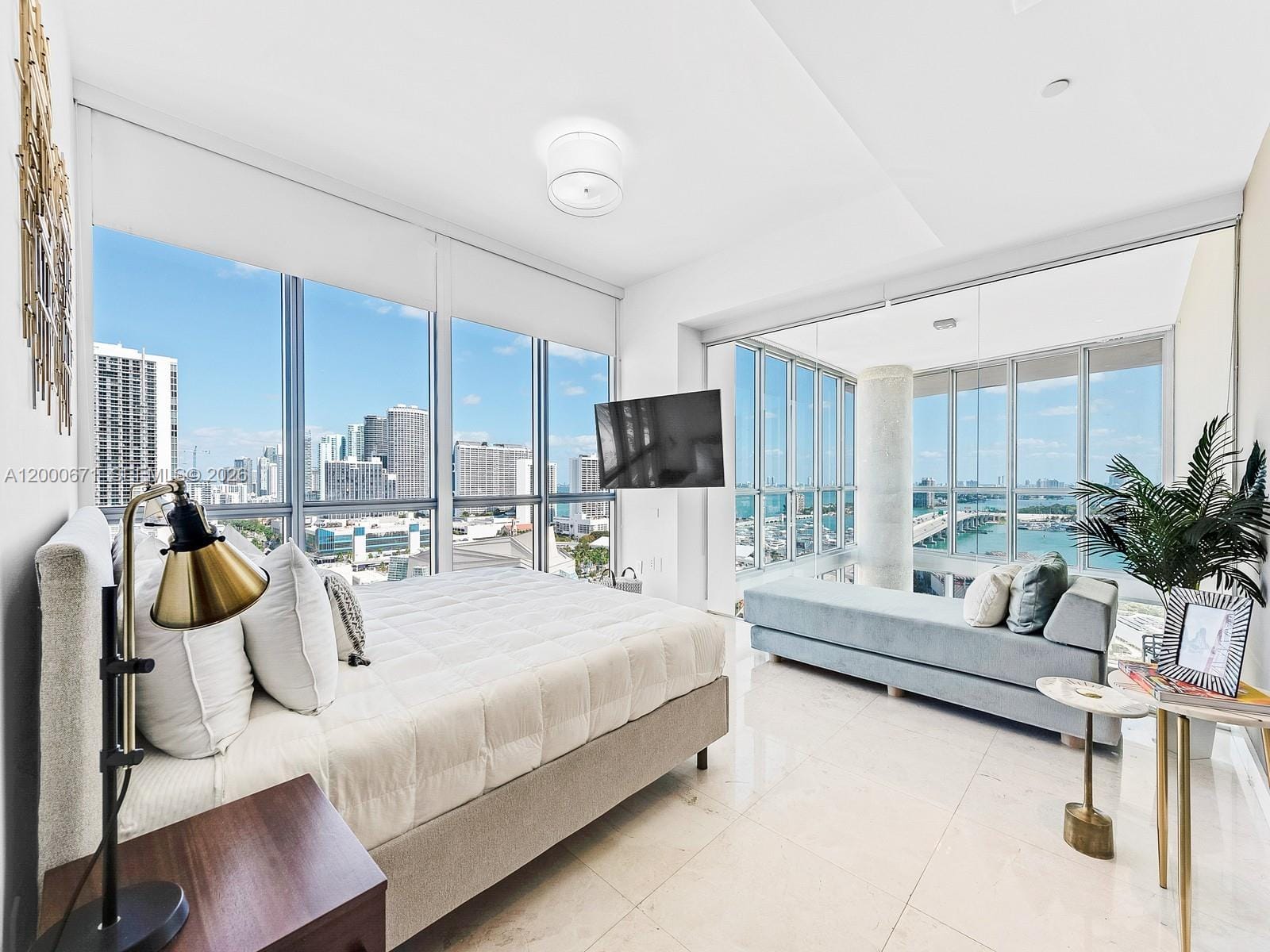 1100 Biscayne Boulevard 2105, Miami, FL 33132 photo 12