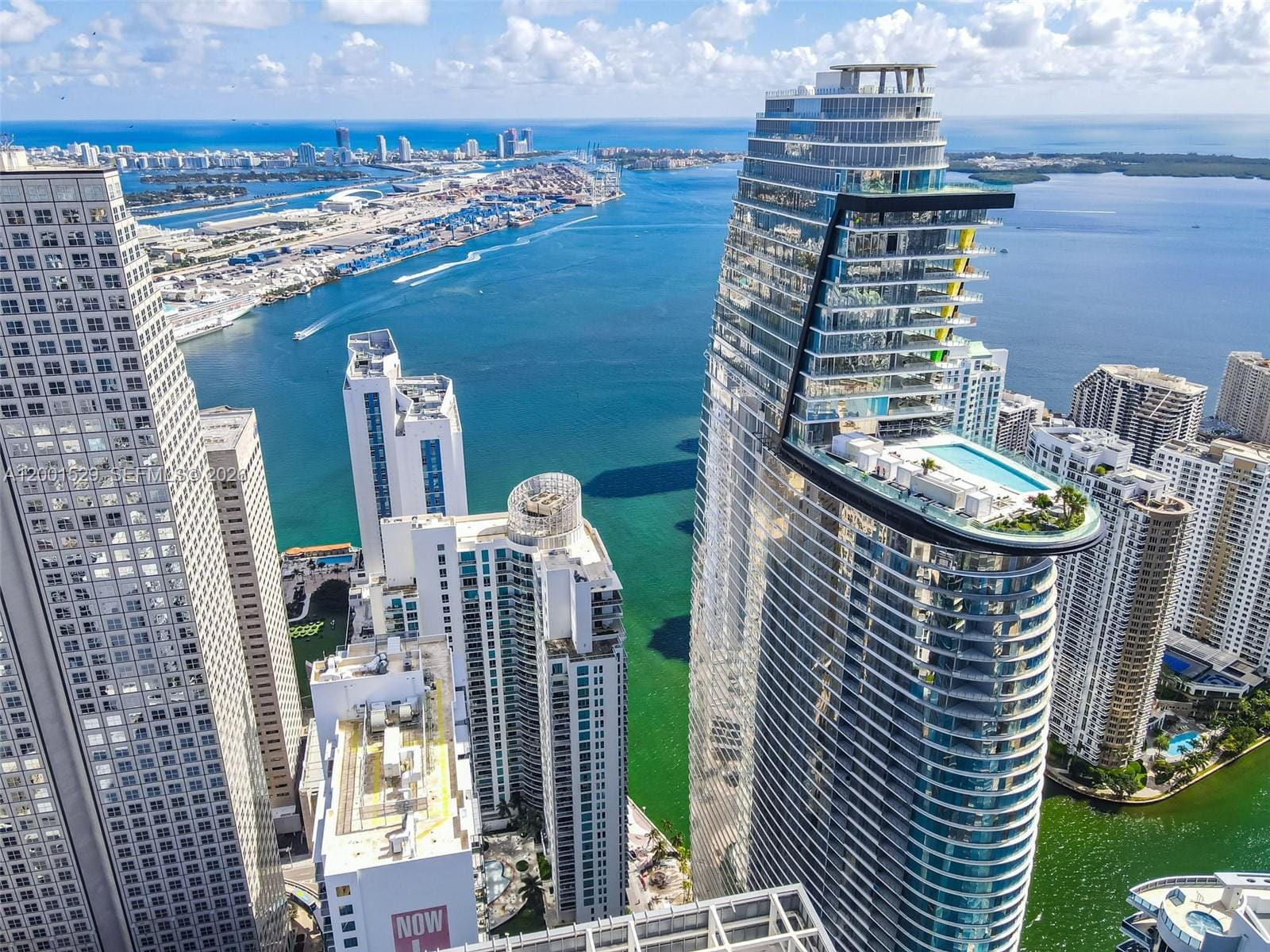 300 S Biscayne Boulevard T2416, Miami, FL 33131 photo 20