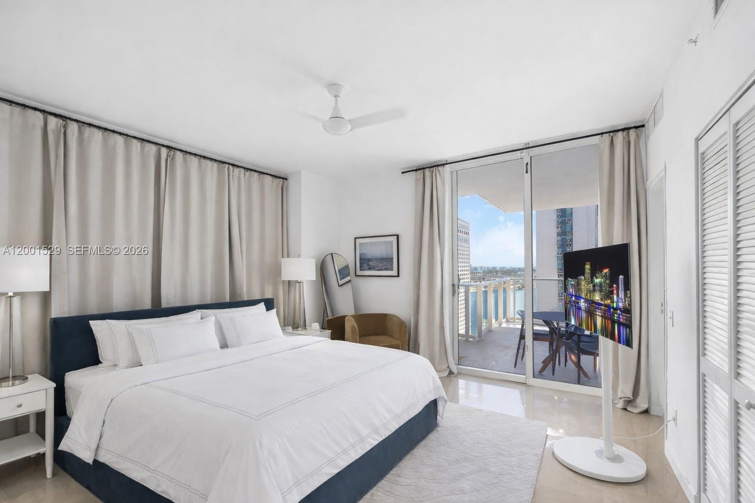 300 S Biscayne Boulevard T2416, Miami, FL 33131 photo 10