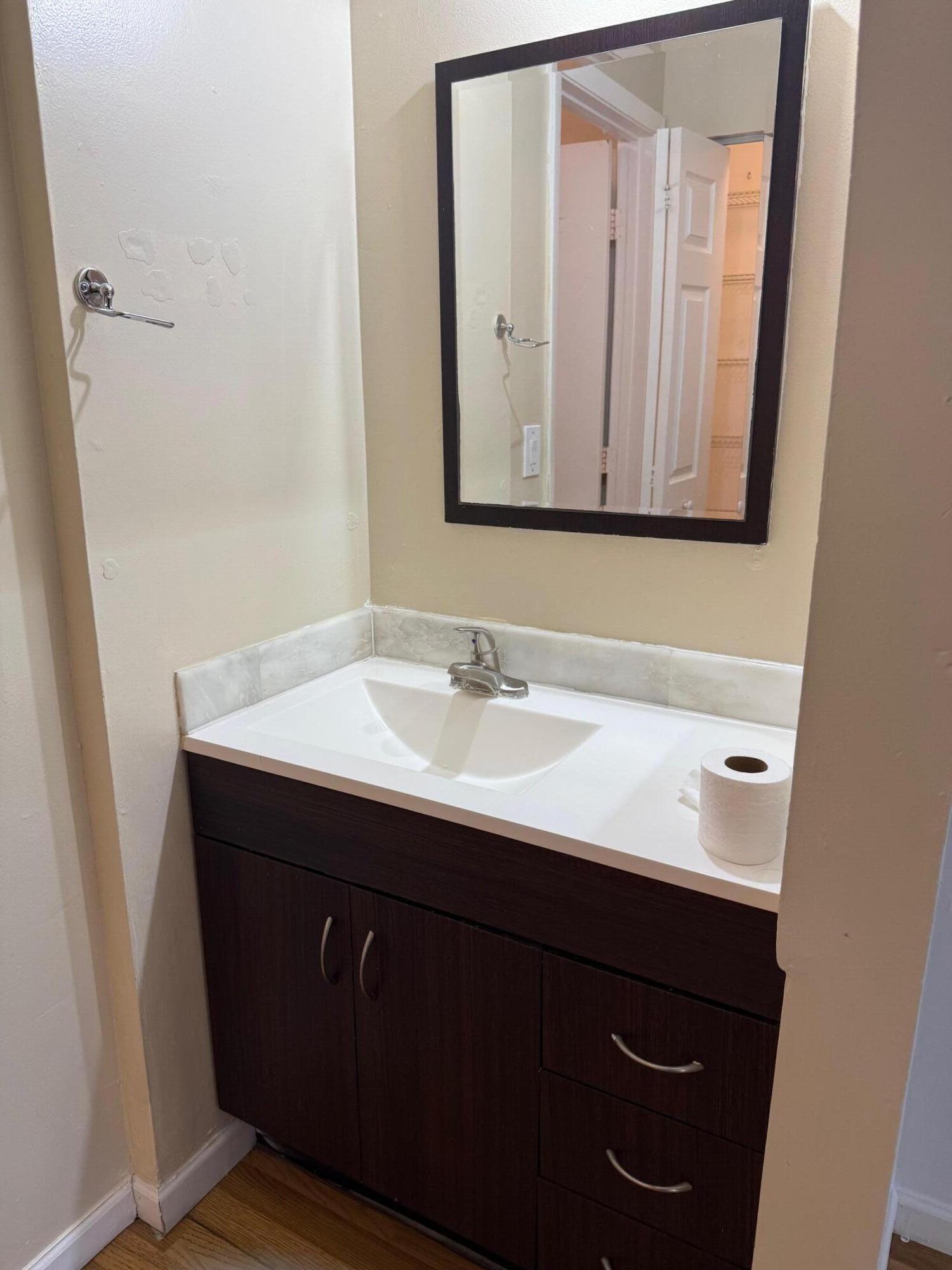 5721 Riverside Drive 301b5 — photo 9
