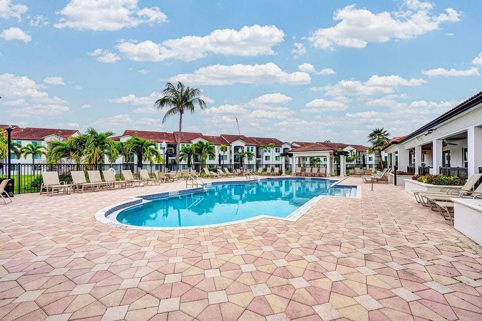 1307 Villa Circle, Boynton Beach, FL 33435 photo 17