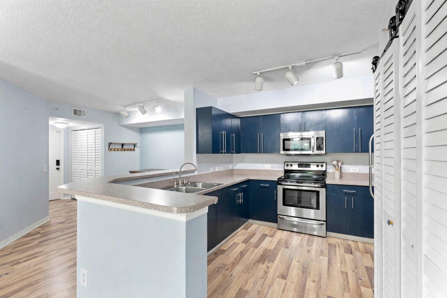 1307 Villa Circle, Boynton Beach, FL 33435 photo 6