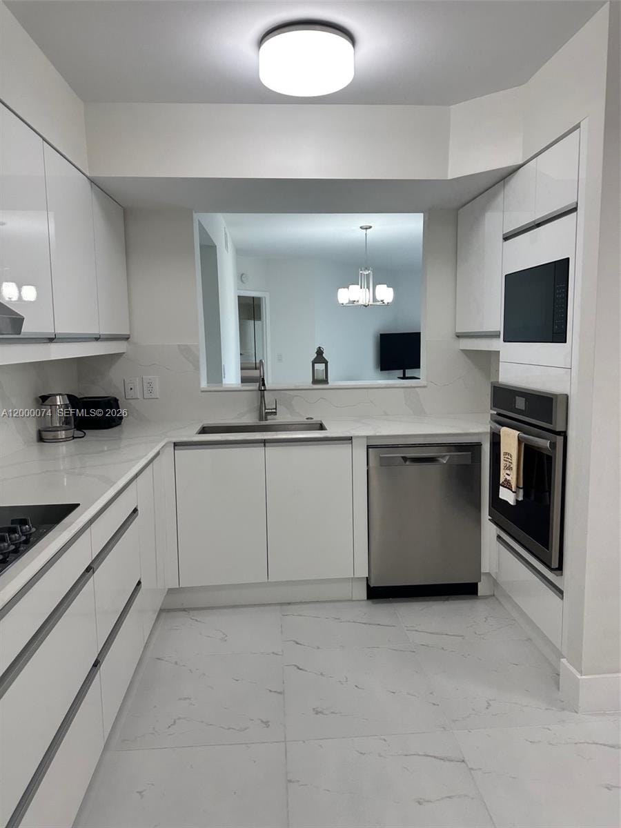 8925 Collins Avenue 2J — photo 8
