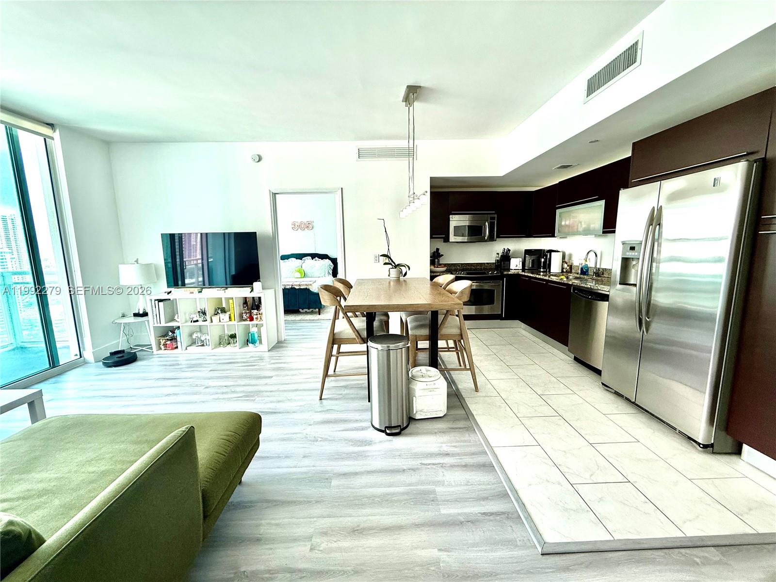 950 Brickell Bay Drive 2706, Miami, FL 33131, Miami
