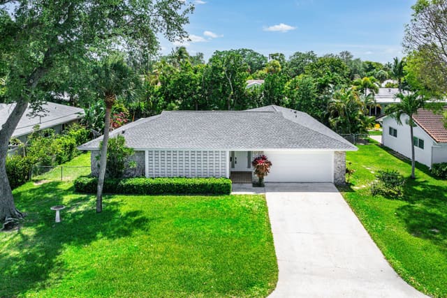 1000 NW 7th Street, sold in Lake Floresta, Boca Raton, FL